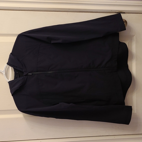 π¦Lululemon On the Fly Jacket in Midnight Navy - Picture 7 of 16